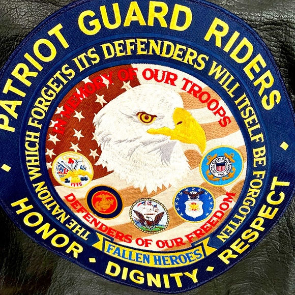 Interstate Leather motorcycle jacket - Picture 4 of 13